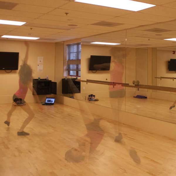 Dance Studio - Dancer